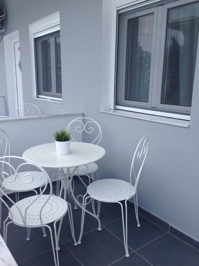 Philoxenia Suites Неа-Врасна Екстер'єр фото